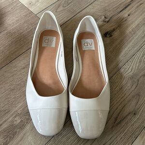 Dolce Vita cream flats
